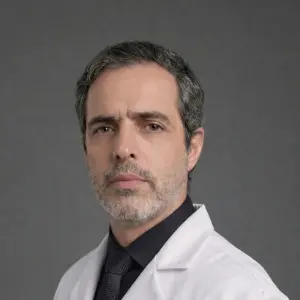 Dr. Luis Cunha — médico anestesiologista